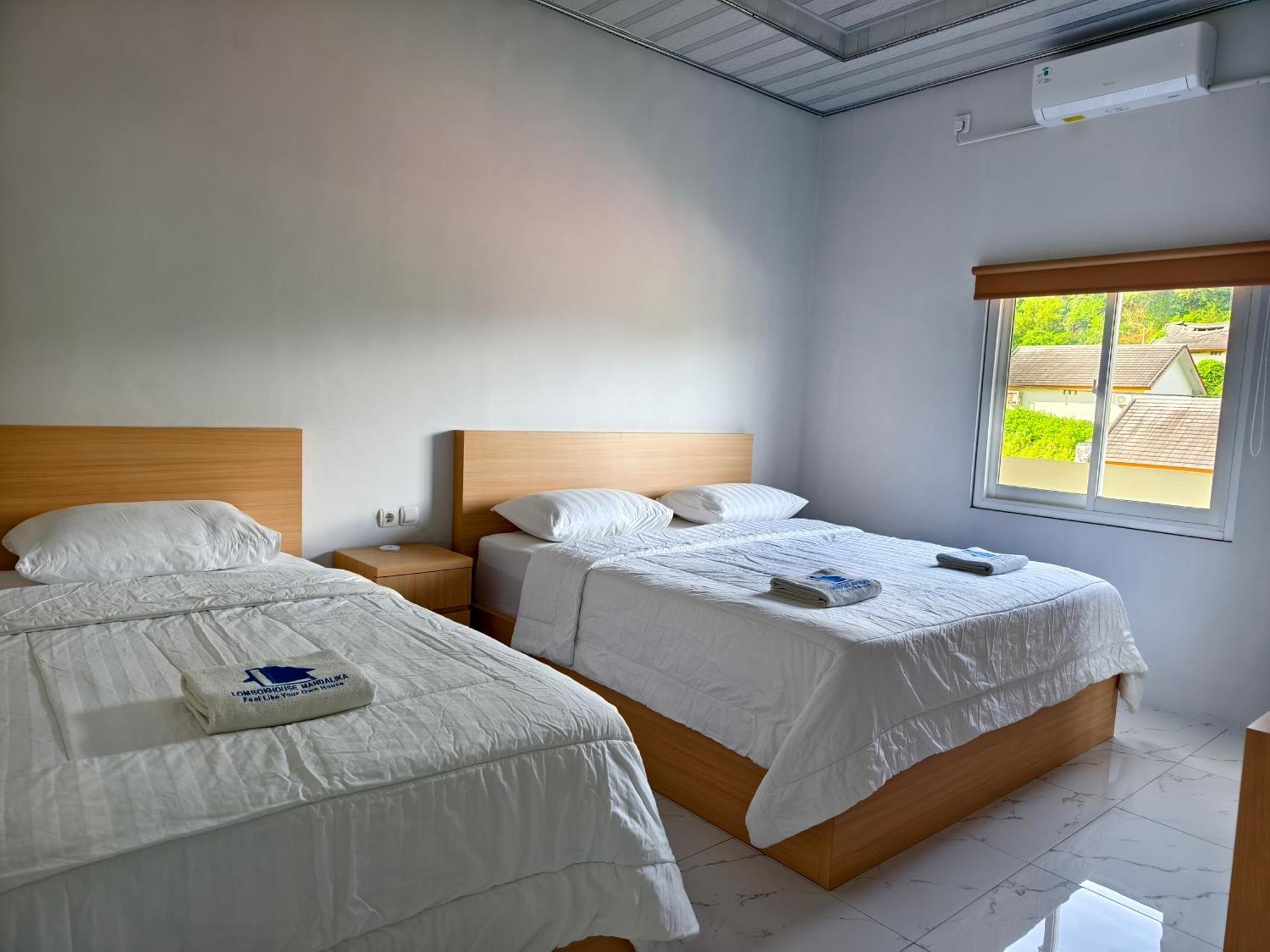 Отель Lombokhouse Mandalika Kuta  Экстерьер фото