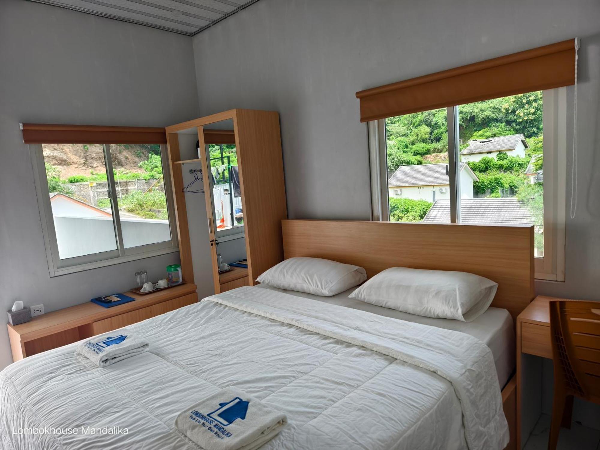 Отель Lombokhouse Mandalika Kuta  Экстерьер фото